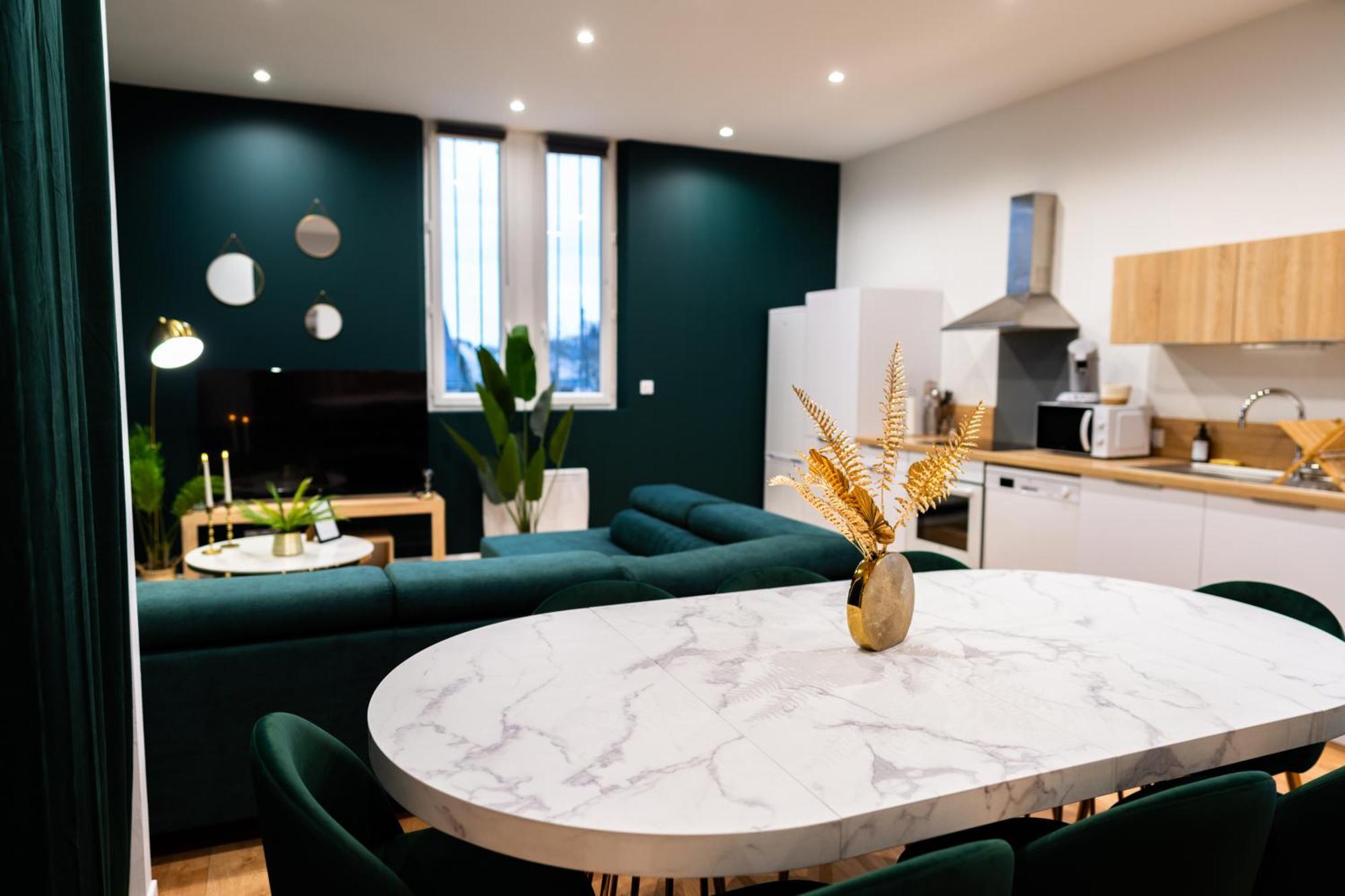 Grand Loft Familial 4 Chambres Avec Parking Prive 索米尔 外观 照片