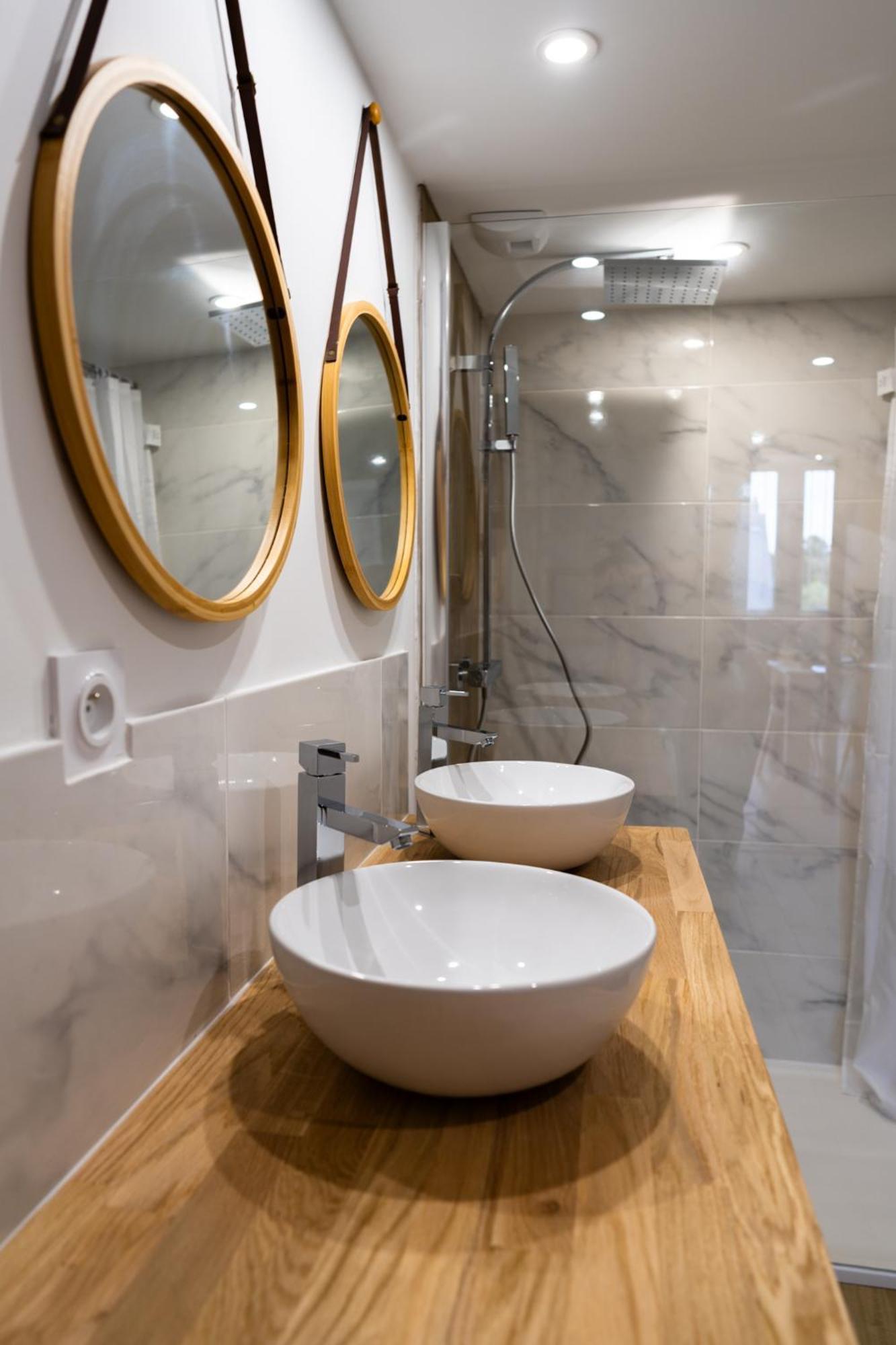Grand Loft Familial 4 Chambres Avec Parking Prive 索米尔 外观 照片